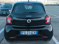 Usata Smart ForFour 71 CV (52 kW) 2019 Nero Utilitaria