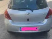 Usata Toyota Yaris 75 CV (55 kW) 2009 Grigio Utilitaria