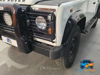 Usata Land Rover Defender 122 CV (89 kW) 2013 Bianco Berlina