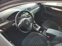 Usata VW Passat 140 CV (102 kW) 2012 Bianco Station wagon