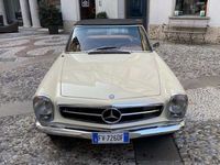 Usata Mercedes 250 200 CV (147 kW) 1967 Beige Cabrio
