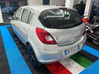 Usata Opel Corsa Club 75 CV (55 kW) 2008 Grigio Utilitaria