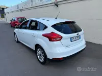 Begagnad Ford Focus Titanium X 125 HK (91 kW) 2017 Vit Sedan