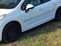 Usata Peugeot 207 73 CV (53 kW) 2012 Bianco Utilitaria