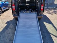 usata VW Caddy attrezzato per disabili ?