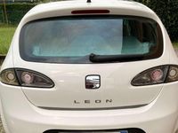 Usata Seat Leon FR 170 CV (125 kW) 2008 Bianco Utilitaria