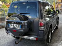 Usata Mitsubishi Pajero Instyle 170 CV (125 kW) 2008 Blu/azzurro SUV