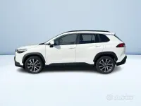 Usata Toyota Corolla Cross Lounge 152 CV (111 kW) 2022 Bianco SUV