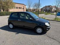 Usata Lancia Ypsilon 75 CV (55 kW) 2003 Nero Utilitaria