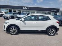 Usata Kia Stonic Style 84 CV (61 kW) 2022 Bianco SUV