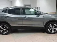 Usata Nissan Qashqai N-Connecta 110 CV (80 kW) 2017 Grigio SUV