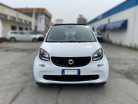 Usata Smart ForTwo Electric Drive 41 kW (56 CV) 2019 Bianco pastello Utilitaria