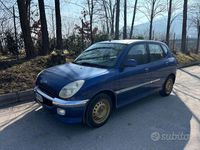 Usata Daihatsu Sirion 102 CV (75 kW) 2001 Blu Utilitaria