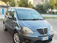 Usata Lancia Musa 90 CV (66 kW) 2011 Grigio Monovolume