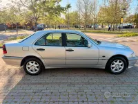 Usata Mercedes C180 Classic 122 CV (89 kW) 1999 Grigio Berlina
