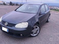 Usata VW Golf IV Comfortline 140 CV (102 kW) 2005 Grigio Berlina