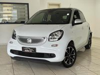 Usata Smart ForFour Passion 71 CV (52 kW) 2015 Bianco Utilitaria