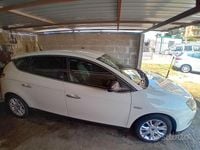 Usata Lancia Delta 120 CV (88 kW) 2013 Utilitaria