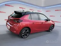Usata Opel Corsa Elegance 101 CV (74 kW) 2022 Rosso Utilitaria