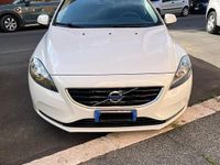 Second-hand Volvo V40 115 CP (84 kW) 2013 Alb Break