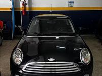 Usata Mini Cooper D 109 CV (80 kW) 2007 Nero Utilitaria