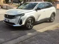 Usata Peugeot 3008 131 CV (96 kW) 2022 SUV
