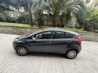 Usata Ford Fiesta Titanium 68 CV (50 kW) 2009 Grigio Utilitaria