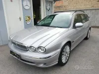Usata Jaguar X-type Executive 131 CV (96 kW) 2004 Grigio Station wagon