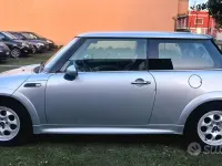 Usata Mini One D 88 CV (64 kW) 2004 Grigio Utilitaria