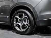 Nuova Alfa Romeo Stelvio Sprint 210 CV (154 kW) 2026 Grigio SUV