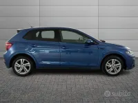 Begagnad VW Polo R-line 95 HK (69 kW) 2023 Blå Halvkombi