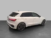Usata Audi A3 S-Line 150 CV (110 kW) 2024 Bianco ghiacciaio metallizzato Berlina