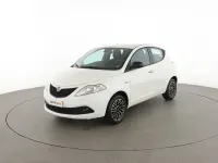 Usata Lancia Ypsilon Gold 70 CV (51 kW) 2019 Bianco Utilitaria