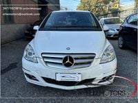 Usata Mercedes B200 Premium 140 CV (102 kW) 2010 Bianco Monovolume