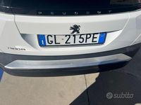 Usata Peugeot 2008 130 CV (95 kW) 2022 Bianco SUV