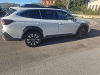 Usata Subaru Outback 159 CV (116 kW) 2024 Bianco Station wagon