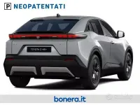 Nuova Toyota C-HR+ 122 kW (167 CV) 2026 Cement grey SUV