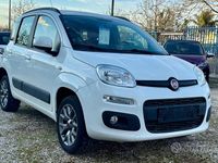 Usata Fiat Panda Lounge 85 CV (62 kW) 2017 Bianco Utilitaria