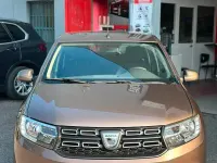 Usata Dacia Sandero Acces 101 CV (74 kW) 2020 Marrone Utilitaria