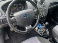 usata Ford Fiesta 1.2 16v titanium 2008 neopatentati