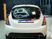 Usata Lancia Ypsilon S 69 CV (50 kW) 2019 Bianco Utilitaria