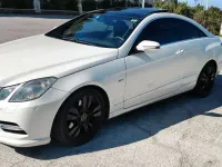 Usata Mercedes E350 AMG 231 CV (169 kW) 2009 Bianco Coupé