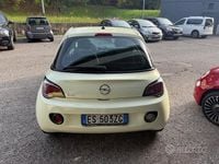 Usata Opel Adam 70 CV (51 kW) 2014 Utilitaria