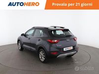Usata Kia Stonic Style 100 CV (73 kW) 2018 Grigio SUV