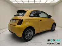 Nuova Fiat 500 Icon 65 CV (47 kW) 2026 Giallo Utilitaria