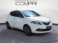 Usata Lancia Ypsilon Gold 69 CV (50 kW) 2023 Bianco Utilitaria