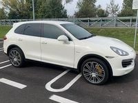 Usata Porsche Cayenne 245 CV (180 kW) 2011 Bianco SUV