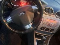 Usata Ford Focus Style 90 CV (66 kW) 2008 Nero Station wagon