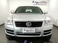 Usata VW Touareg 224 CV (164 kW) 2005 Grigio SUV
