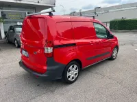Usata Ford Transit 76 CV (55 kW) 2016 Rosso Furgone